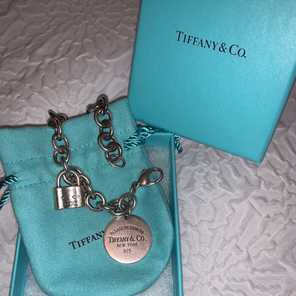 Tiffany Co Round Tag Charm Bracelet 